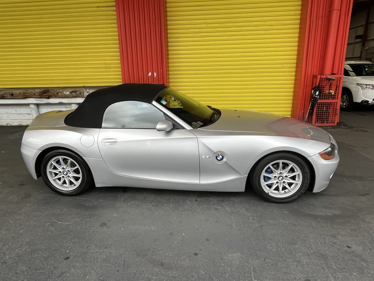 2004 BMW Z4