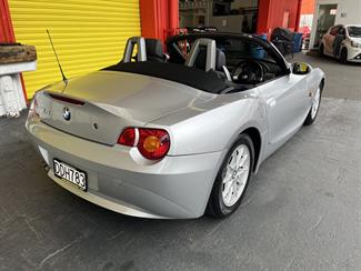 2004 BMW Z4 - Thumbnail