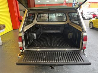 2006 Nissan Navara - Thumbnail