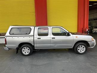 2006 Nissan Navara - Thumbnail