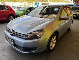 2011 Volkswagen Golf - Thumbnail