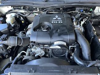 2015 Mitsubishi challenger - Thumbnail