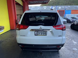 2015 Mitsubishi challenger - Thumbnail