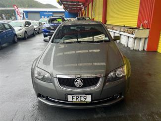 2010 Holden Commodore - Thumbnail