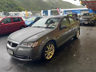 2010 Holden Commodore - Thumbnail