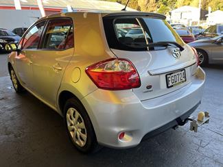 2010 Toyota Corolla - Thumbnail