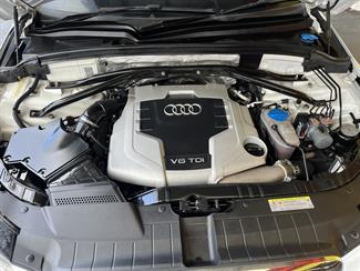 2010 Audi Q5 - Thumbnail