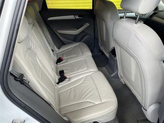 2010 Audi Q5 - Thumbnail
