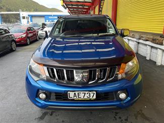 2017 Mitsubishi Triton - Thumbnail
