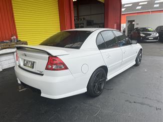 2004 Holden Vy2 Commodore - Thumbnail