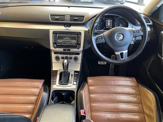 2013 Volkswagen Passat - Thumbnail