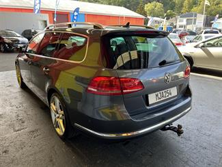 2013 Volkswagen Passat - Thumbnail