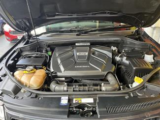 2015 Jeep Grand Cherokee - Thumbnail