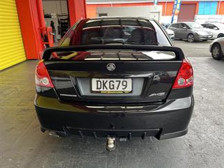 2006 Holden Commodore - Thumbnail