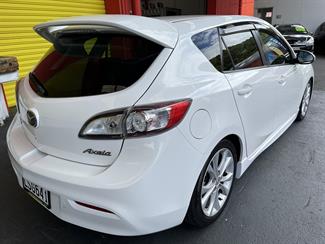 2009 Mazda Axela - Thumbnail