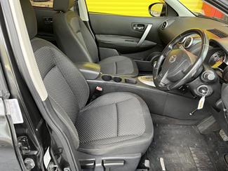 2010 Nissan Dualis - Thumbnail