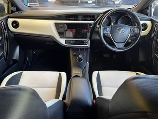 2016 Toyota AURIS - Thumbnail
