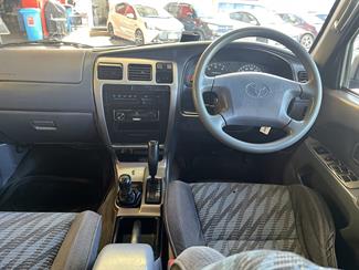 1998 Toyota Hilux - Thumbnail