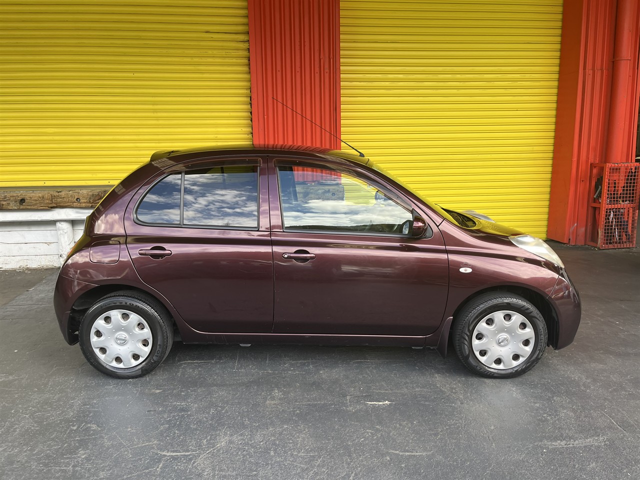 2009 Nissan March
