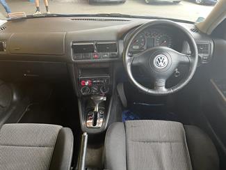 2000 Volkswagen Golf - Thumbnail