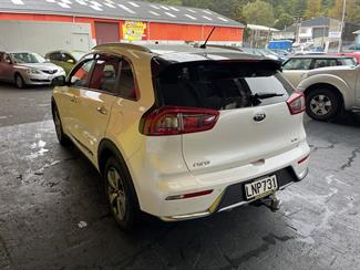 2018 Kia Niro - Thumbnail
