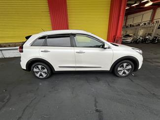 2018 Kia Niro - Thumbnail