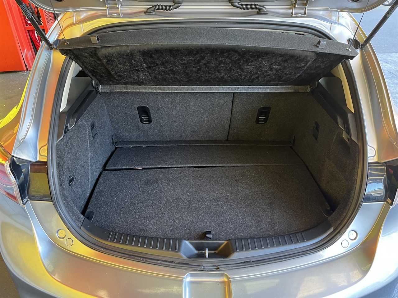 2010 Mazda Axela