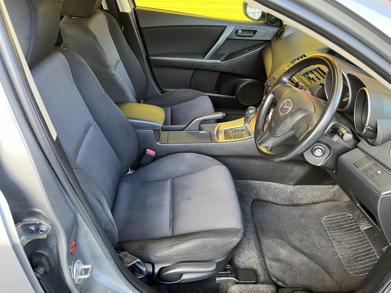 2009 Mazda Axela