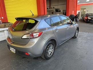 2009 Mazda Axela - Thumbnail