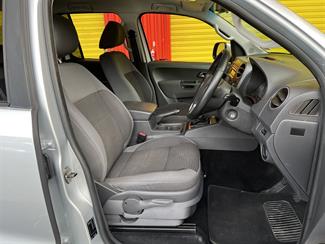 2011 Volkswagen Amarok - Thumbnail