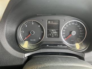 2011 Volkswagen Amarok - Thumbnail