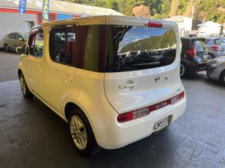 2016 Nissan Cube - Thumbnail