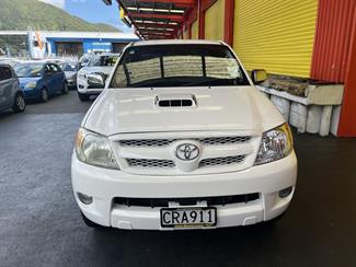 2005 Toyota Hilux - Thumbnail