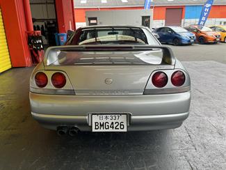 1996 Nissan Skyline - Thumbnail