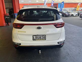 2018 Kia Sportage - Thumbnail