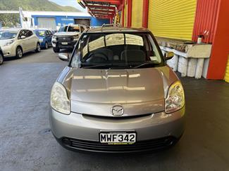 2011 Mazda Verisa - Thumbnail