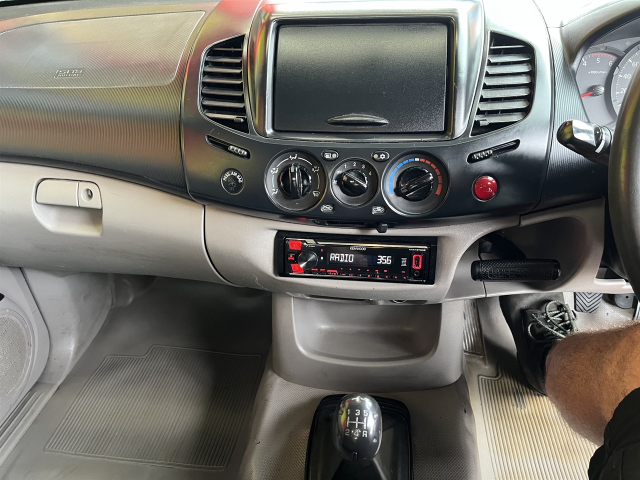 2012 Mitsubishi Triton