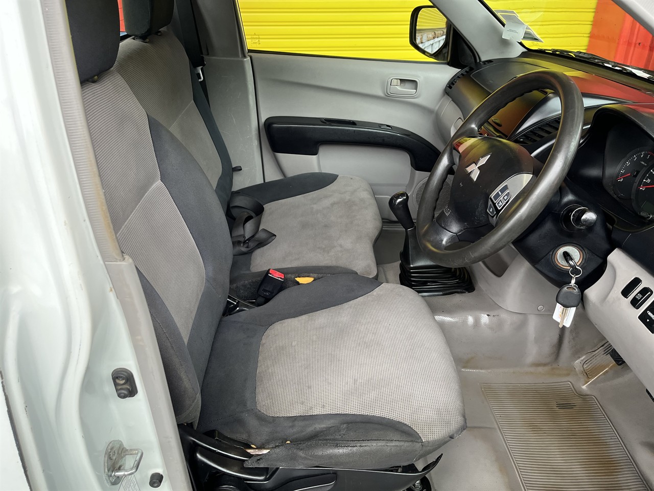 2012 Mitsubishi Triton