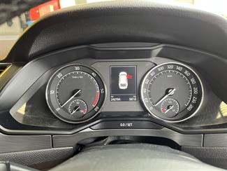 2016 Skoda SUPERB - Thumbnail