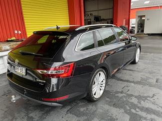 2016 Skoda SUPERB - Thumbnail