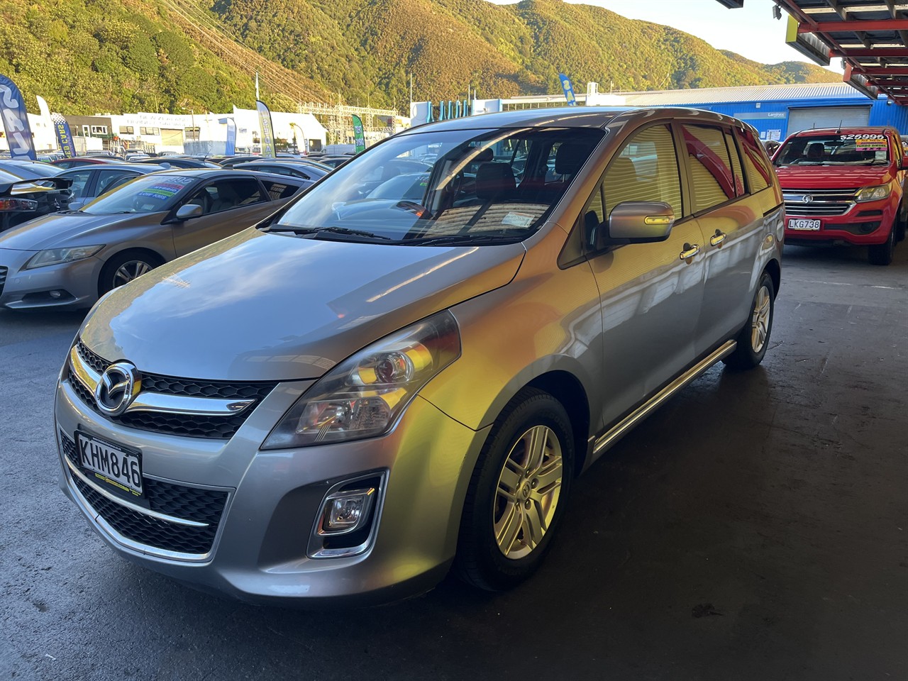 2012 Mazda MPV