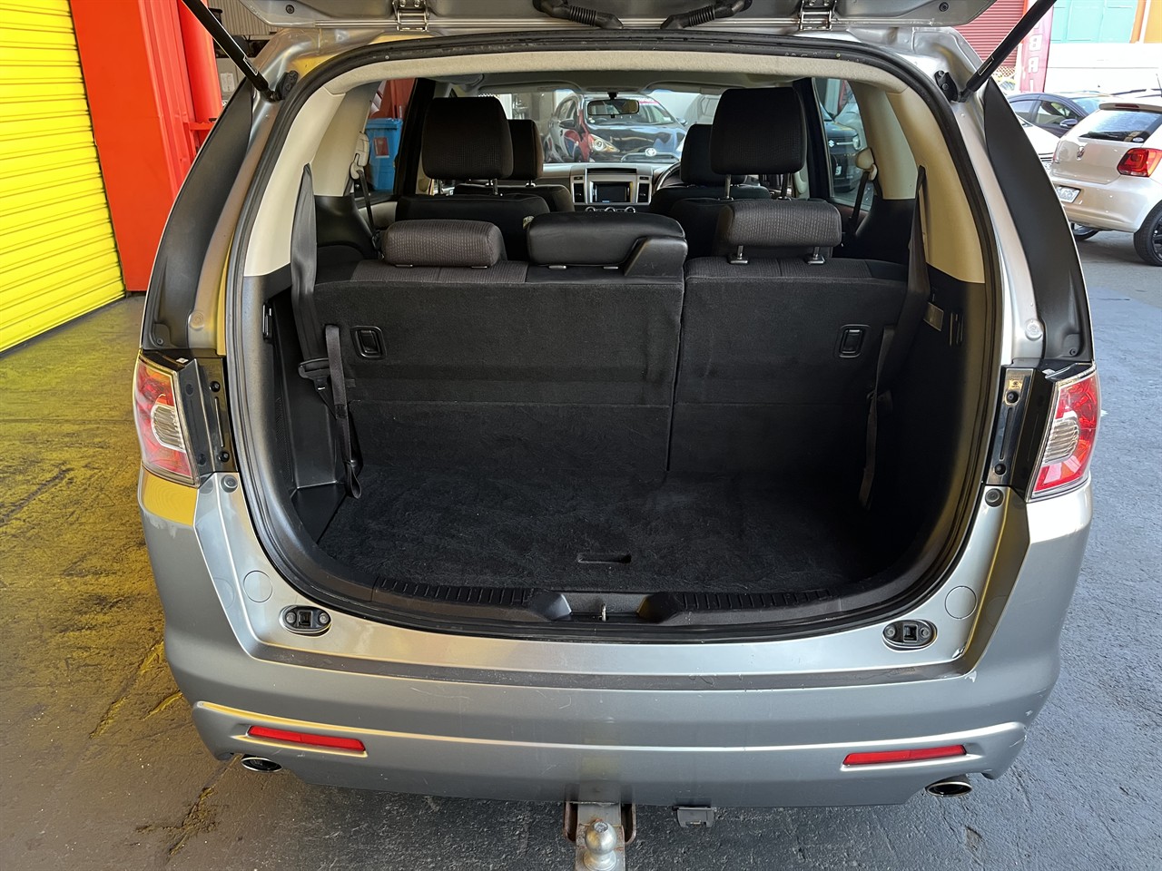 2012 Mazda MPV