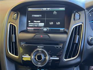 2016 Ford Focus - Thumbnail