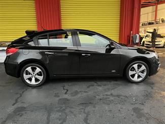 2016 Holden Cruze - Thumbnail