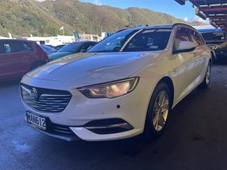 2019 Holden Commodore - Thumbnail