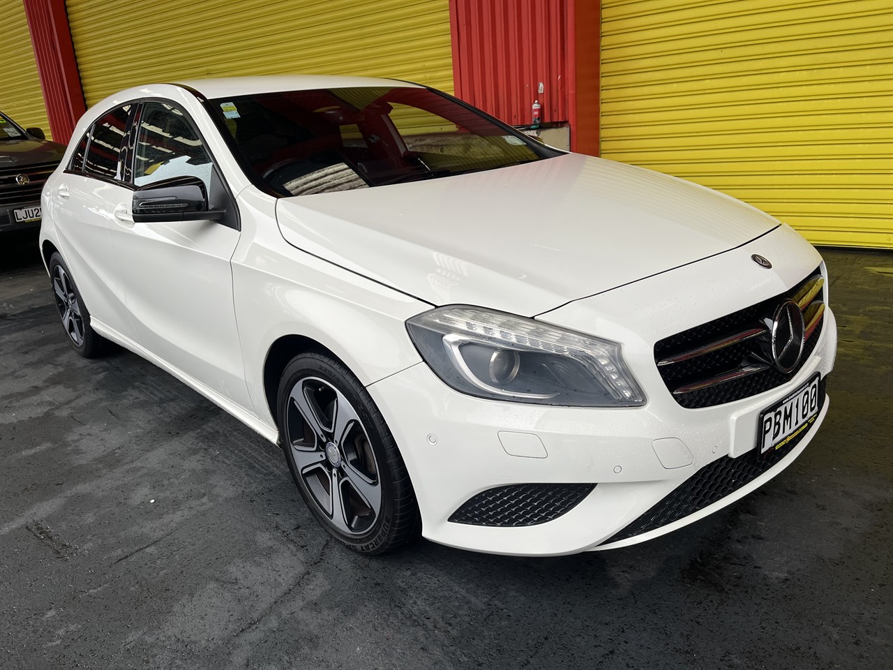 2013 Mercedes-Benz A180