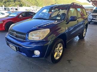 2005 Toyota RAV4 - Thumbnail