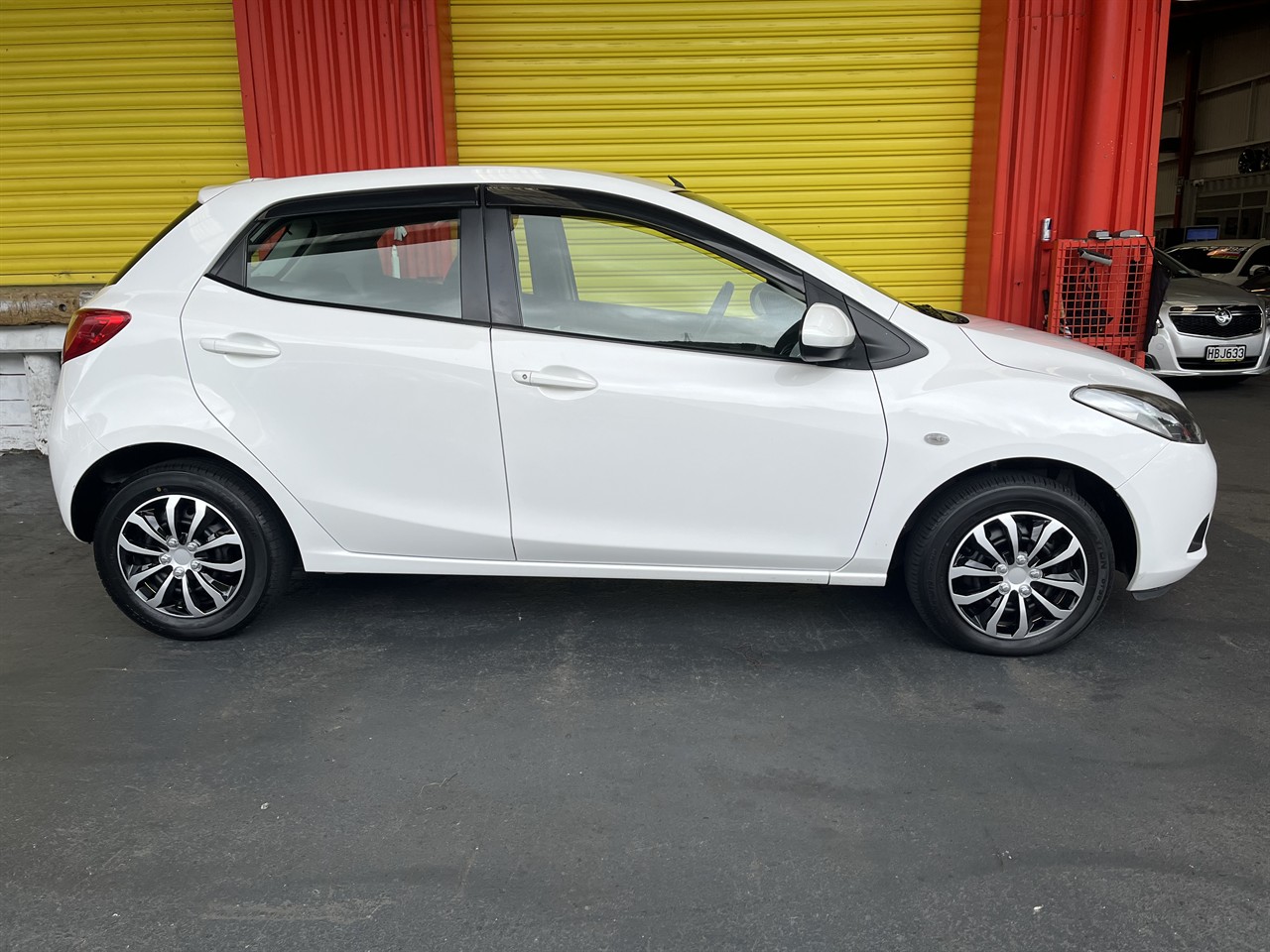 2010 Mazda Demio