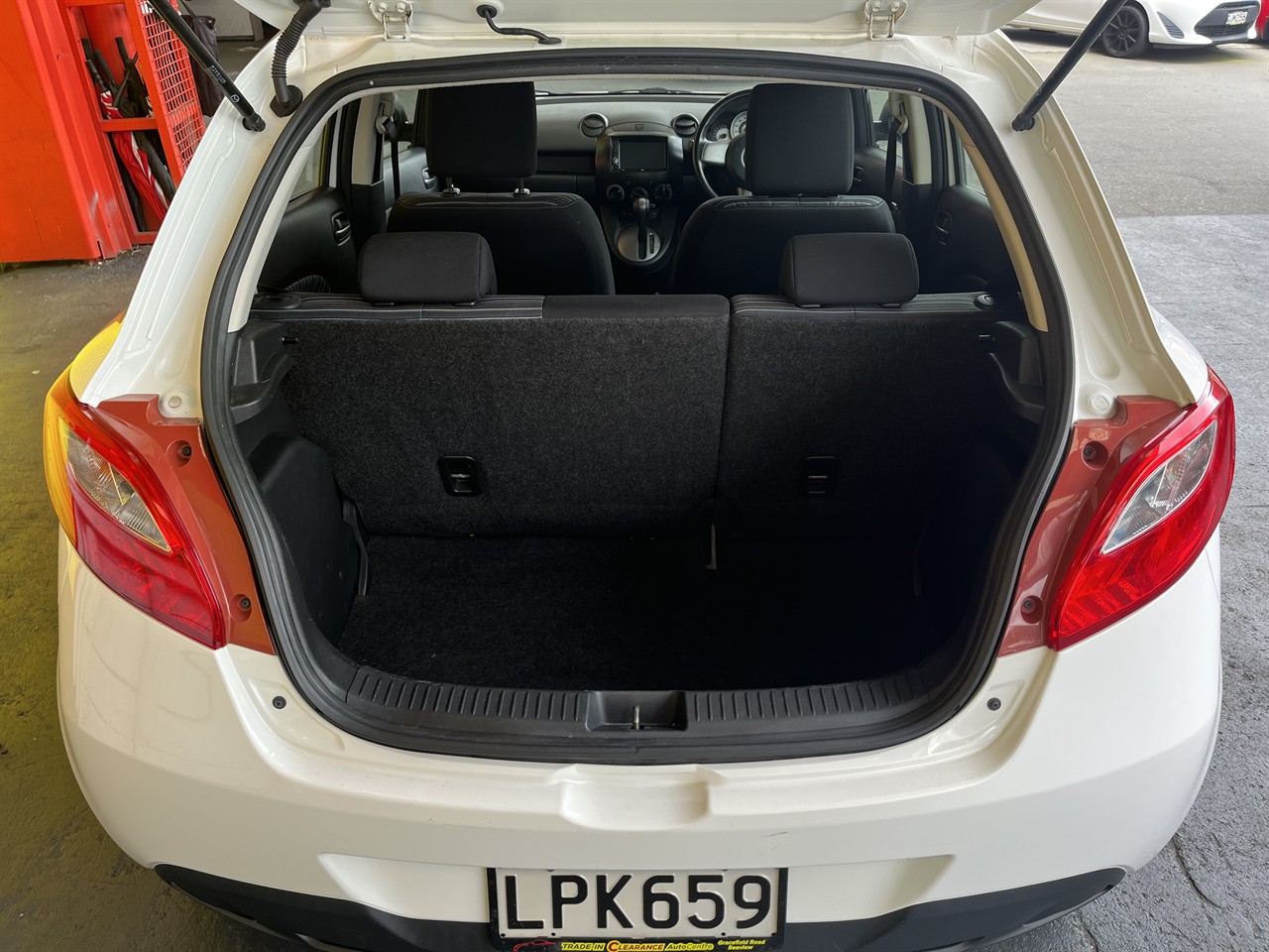 2010 Mazda Demio