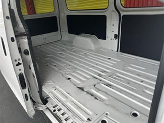 2021 Nissan Nv350 - Thumbnail